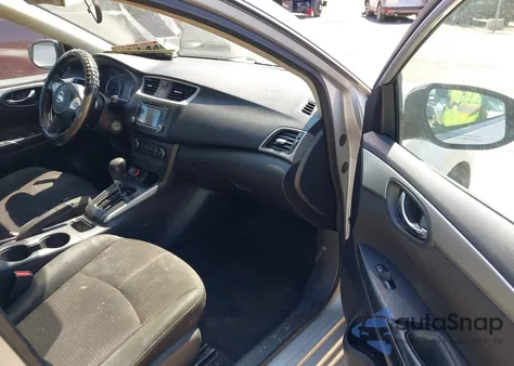 2018 Nissan Sentra S z USA, uszkodzony, nr VIN 3N1AB7AP6JY296395